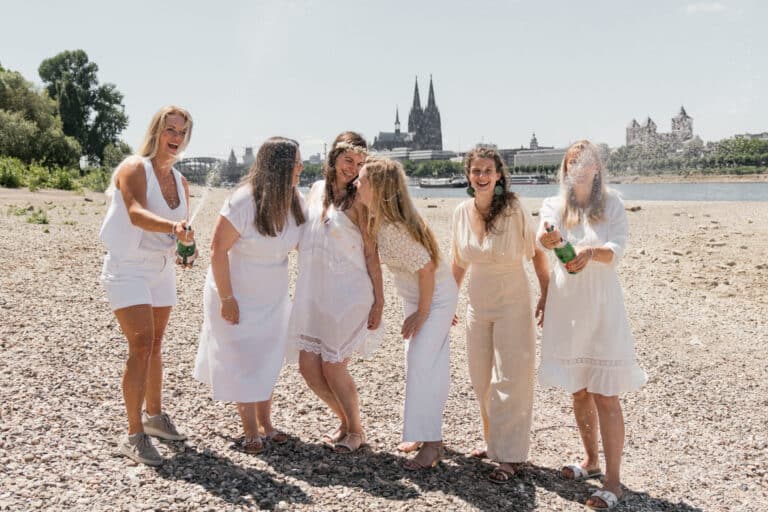 Fotospots Köln: Die 7 schönsten Orte für Euer Freundschaftsshooting
